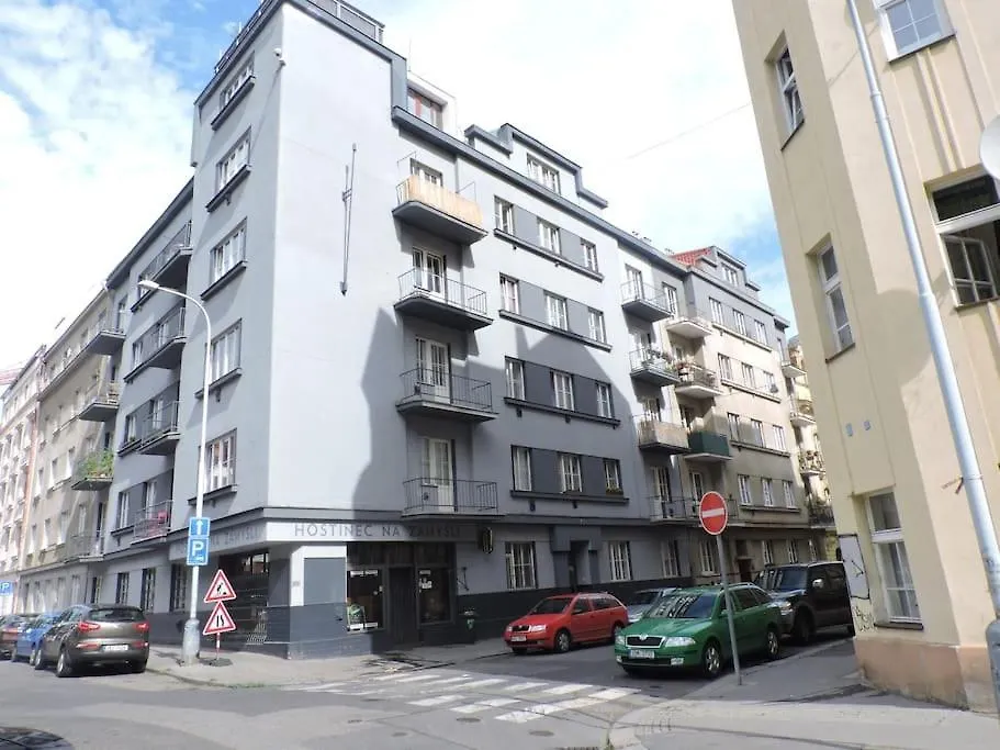 La Renardiere Aux 1000 Tresors - Chambre Privee Prag